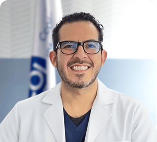 medicos-oncologos-Dr. Raymundo